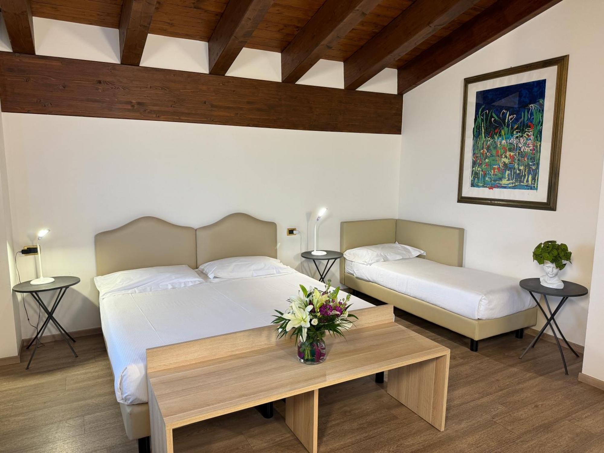 Euro Hotel